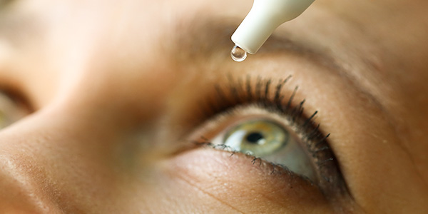 RedCare gouttes pour les yeux faciles à appliquer